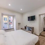 Soziglia Guest 3*